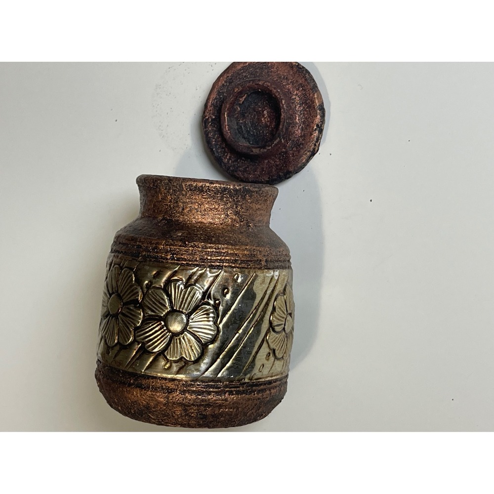 Vintage Rustic boho Ceramic Floral Jar with Lid Copper Gold Tone Embossed Daisy